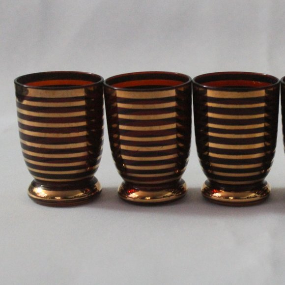 Gorgeous MCM Glass Decanter Set | Vintage Decanter with Glasses - Picture 6 of 16